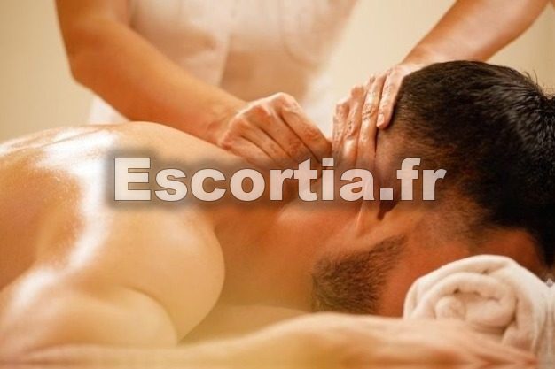 TRANS  Vrai massage  tantrique photo 2