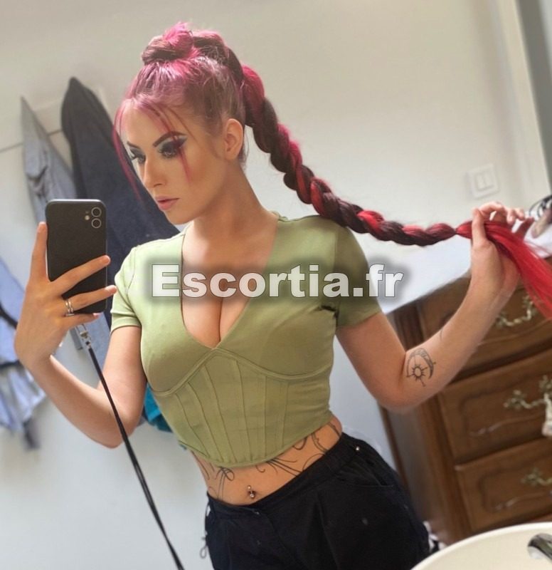 Chacha mia massage escort Fayence