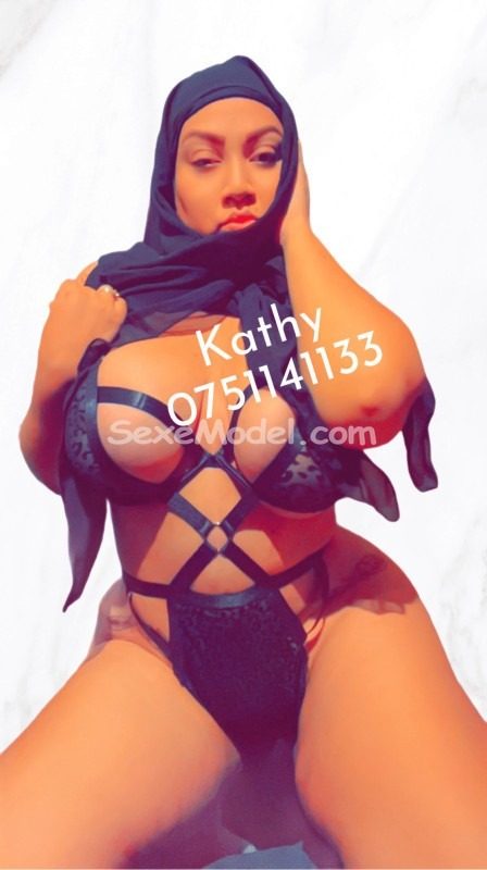 Kathy chaude photo 3