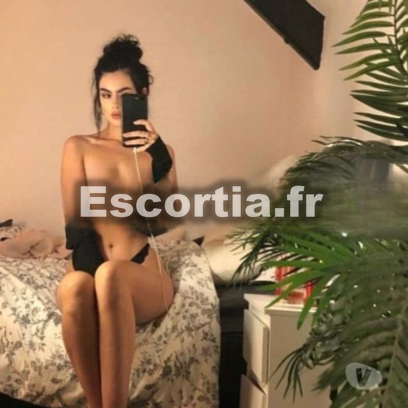 Emanuela photo 4