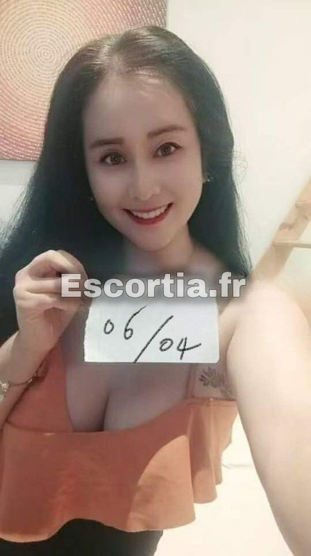 Xiaoxiao escort Saint-Brieuc