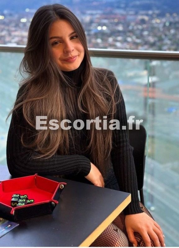 Egle GFE photo 3
