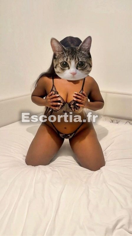ESTEFANY LA BELLE photo 3