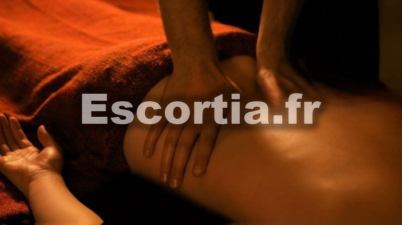 MASSAGE TANTRIQUE photo 3