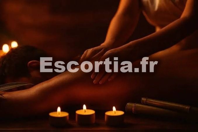 Massage tantrique BODY BODY escort Vannes