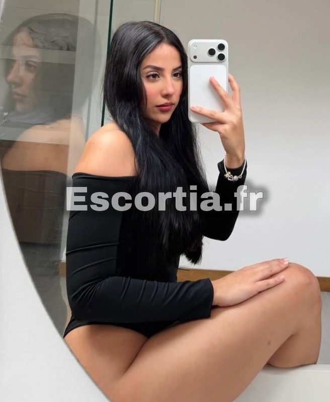Sara photo 3