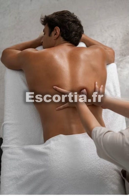 vrai massage Nuru chaud photo 2