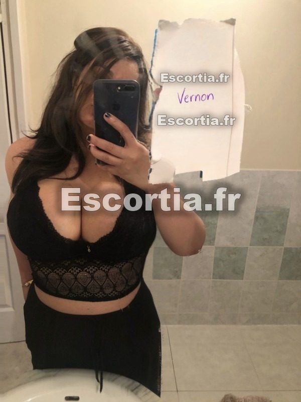 Gabriela escort Vernon