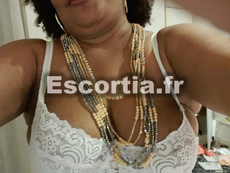 Javal-Amour-Sodo escort Chalon-sur-saône