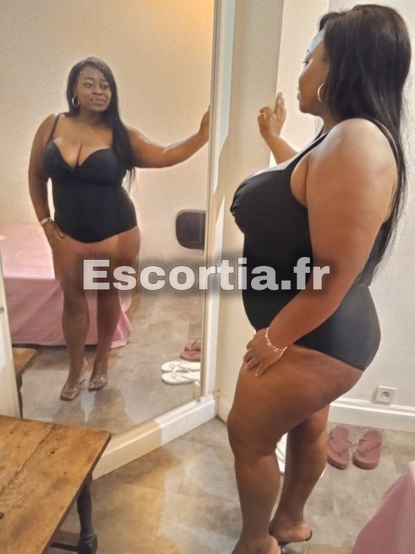 Karol-gorgeprofunde ejcbucal photo 5