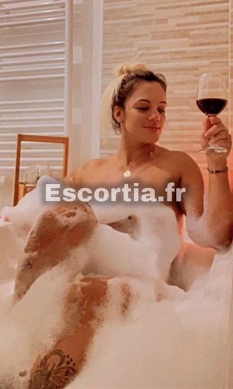 Valentina Fitness escort Marseille