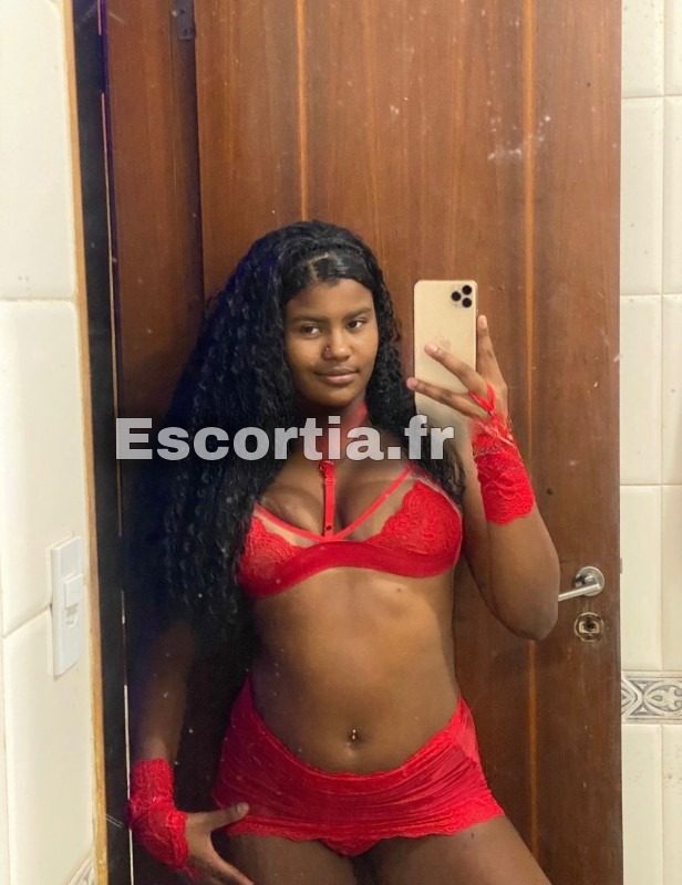 Mulata escort Saint Louis