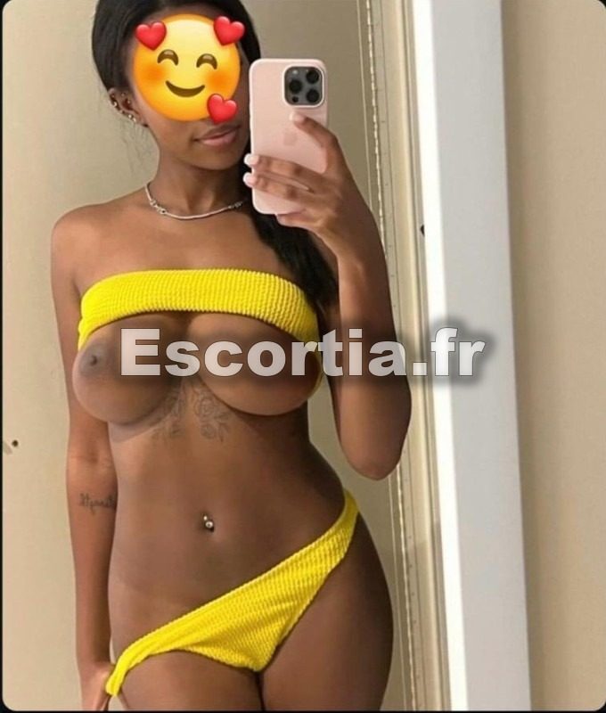 diana090 escort Poissy
