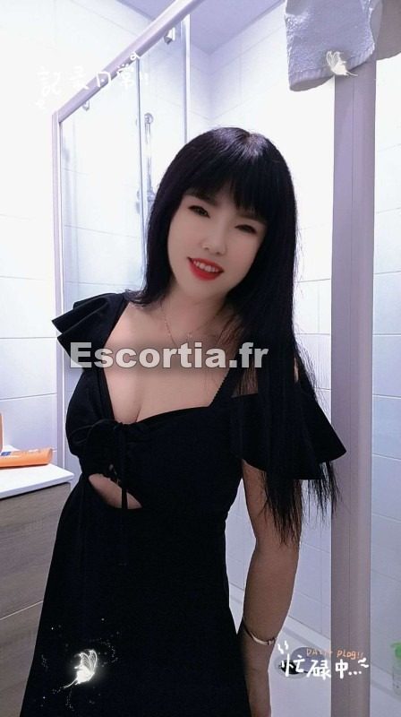 Feifei photo 3