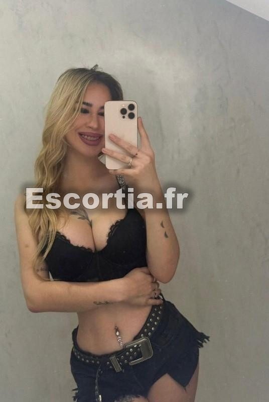 Nicky escort Montauban