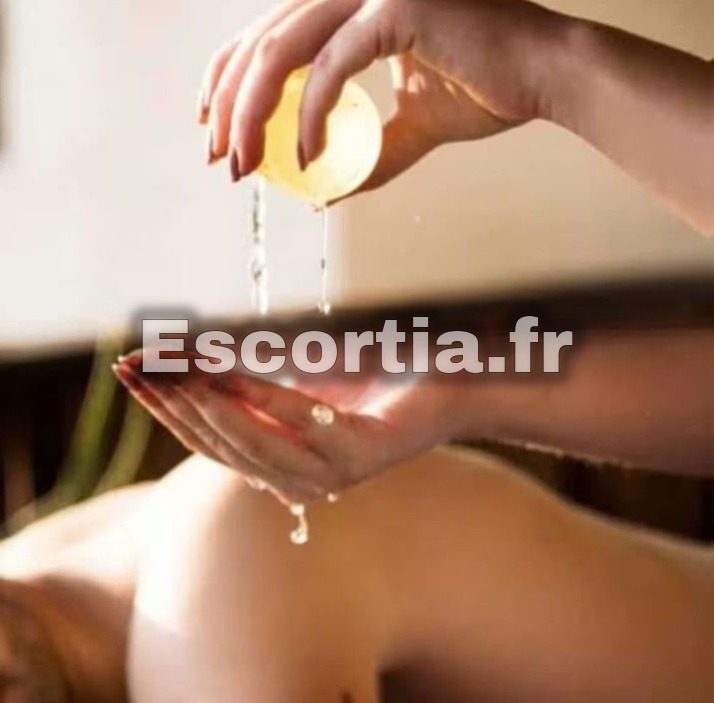 MASSAGE NURU photo 2