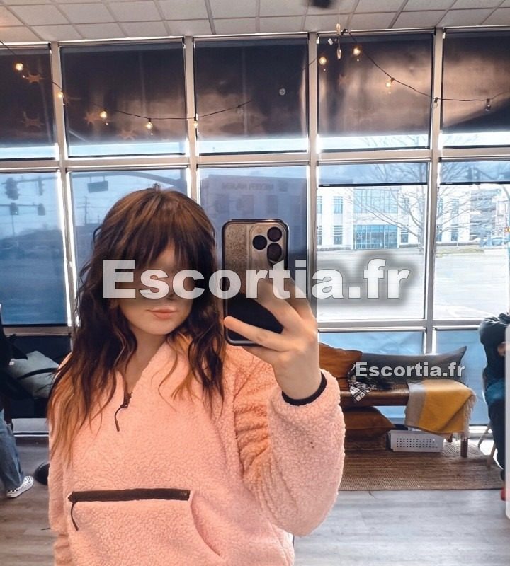 Sherina1 photo 3
