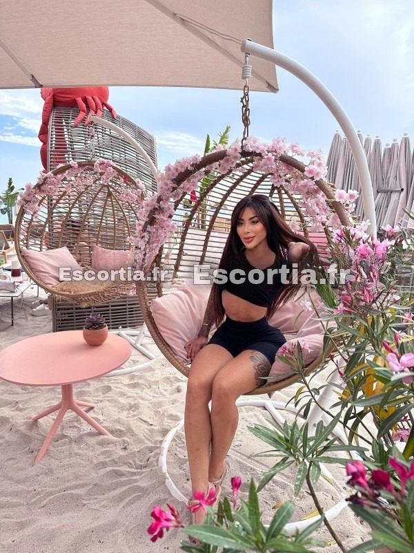 Sabrina Ferraz photo 4