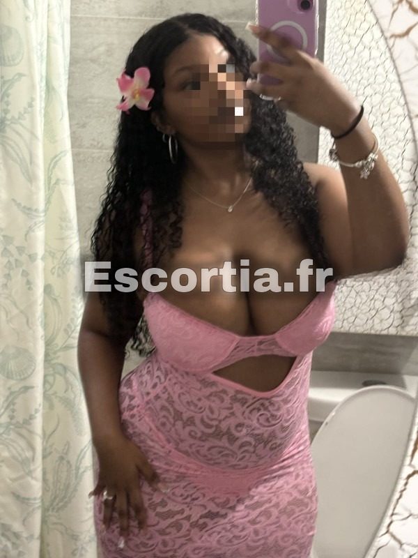Chantal photo 5