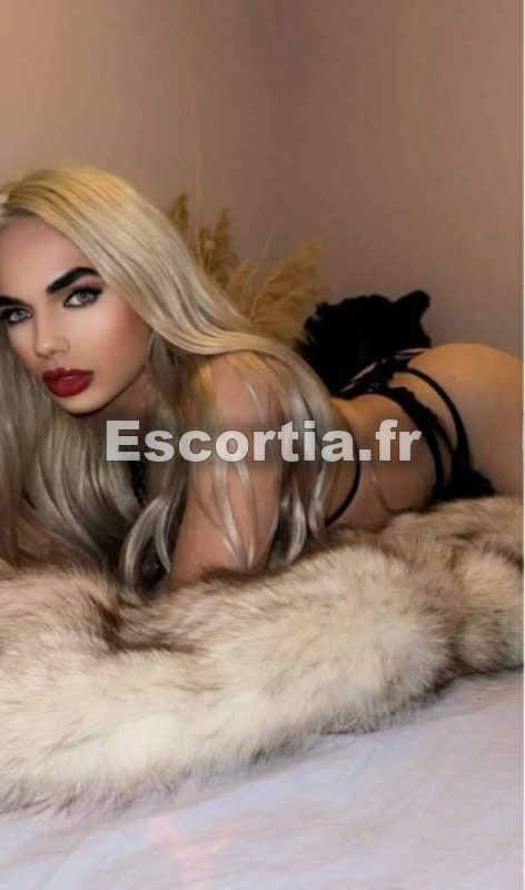 Evatransk dominatrice escort Lyon