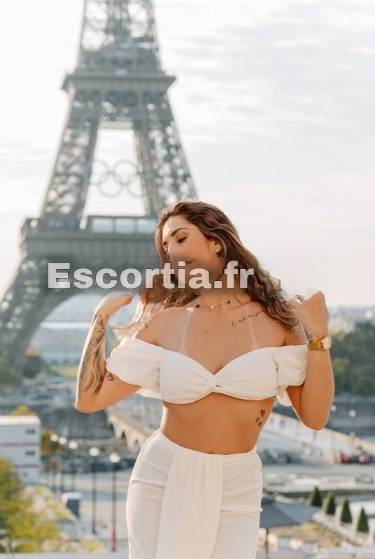 Rebecca sans tabous photo 3