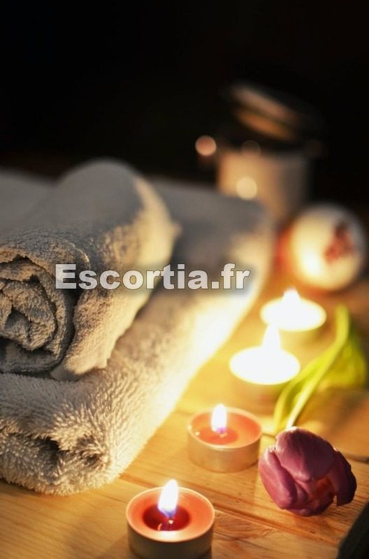 MASSAGE SUR  TABLE ET LIT photo 3