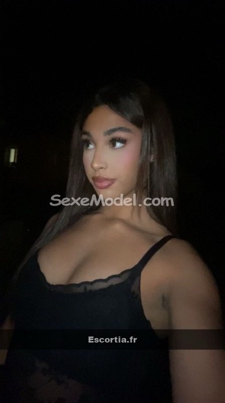 Djenna photo 4