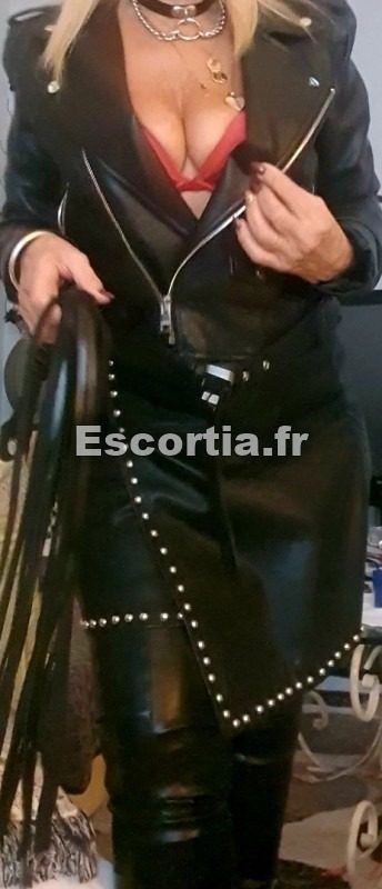 aladine34 escort Issoire