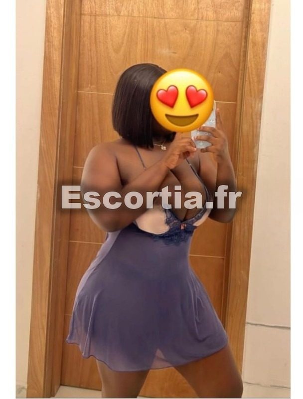 Bijoux de passage dans ta ville escort Montfermeil