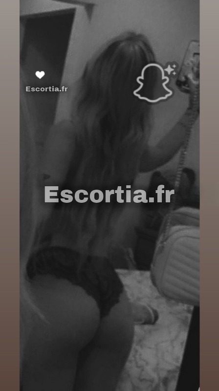 Laura torride escort Rennes