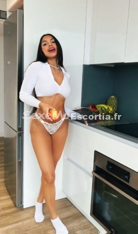 AZUSENA escort Annemasse