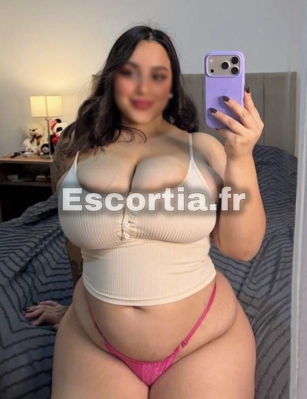 Mamy fellation tout positions escort Élancourt