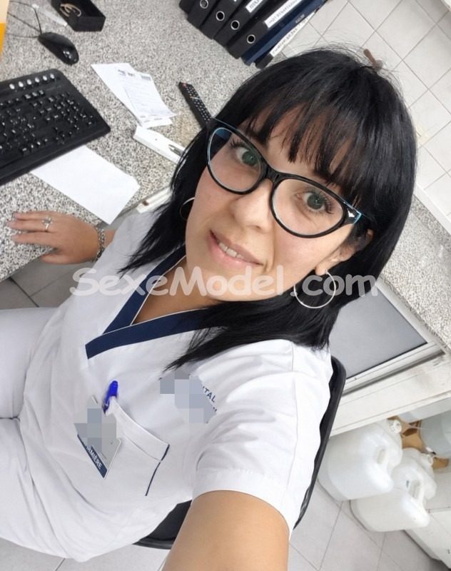 INFIRMIERE CHAUDE escort Reims