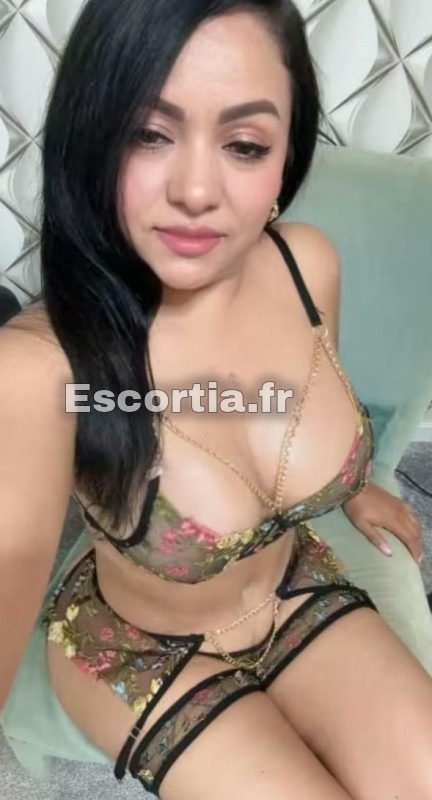 Raquel 38 photo 4