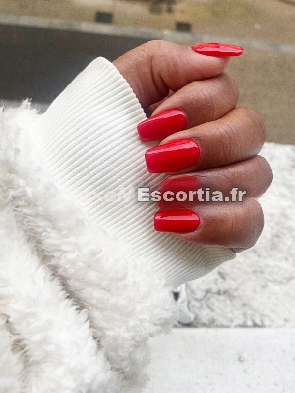 Larissa sans tabous photo 3