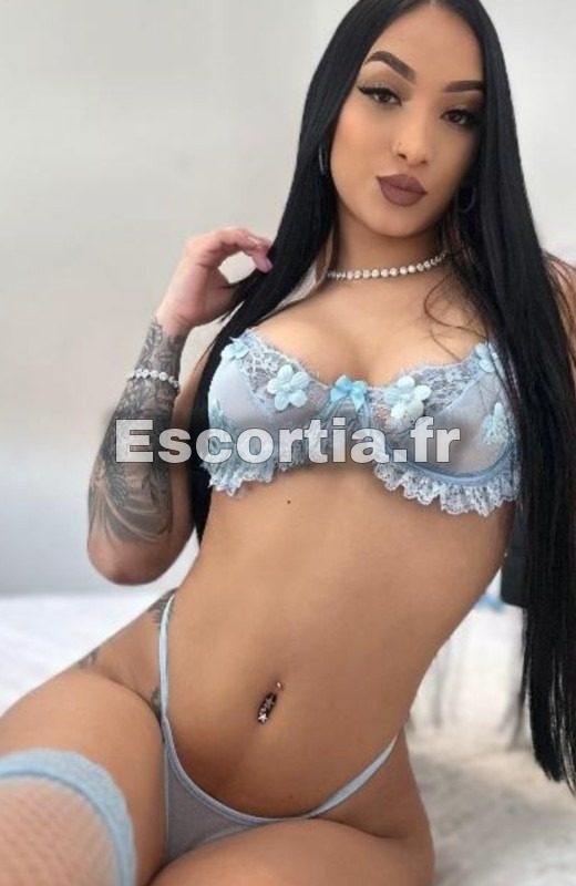 Karla Viana photo 5