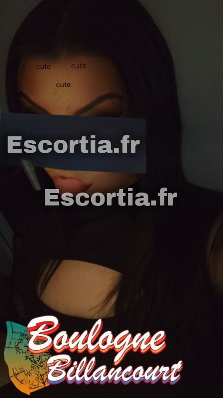 Nafissa-Domina escort Paris