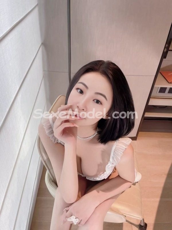 Massage nu photo 2