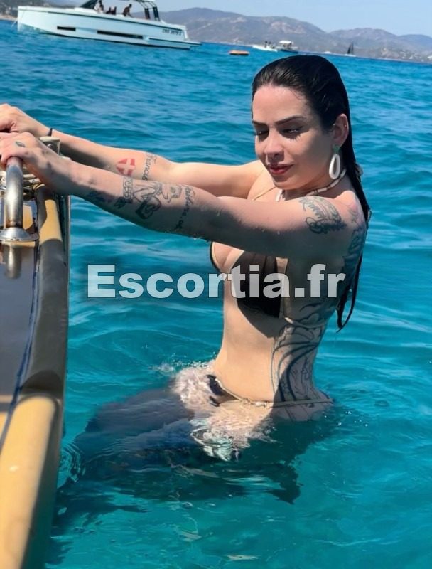 Bia Anchieta photo 5