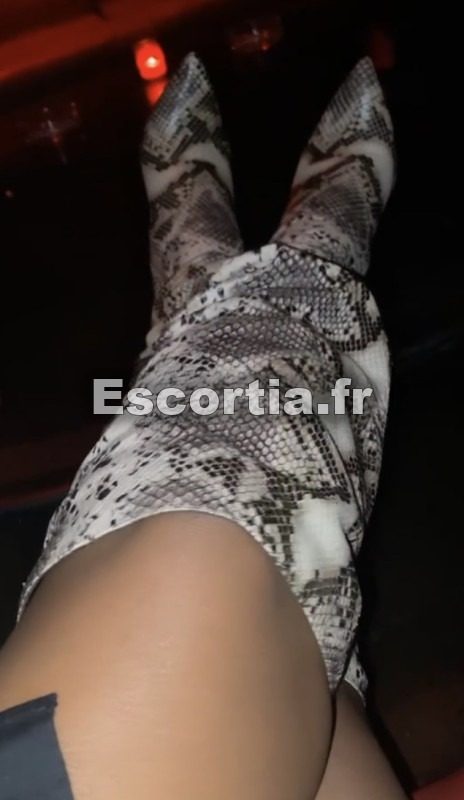 Sherine10 photo 3