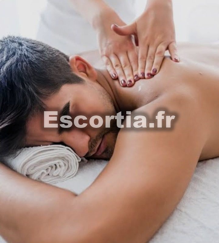 MASSAGE SENSUAL SUR LA TABLE escort Lunel
