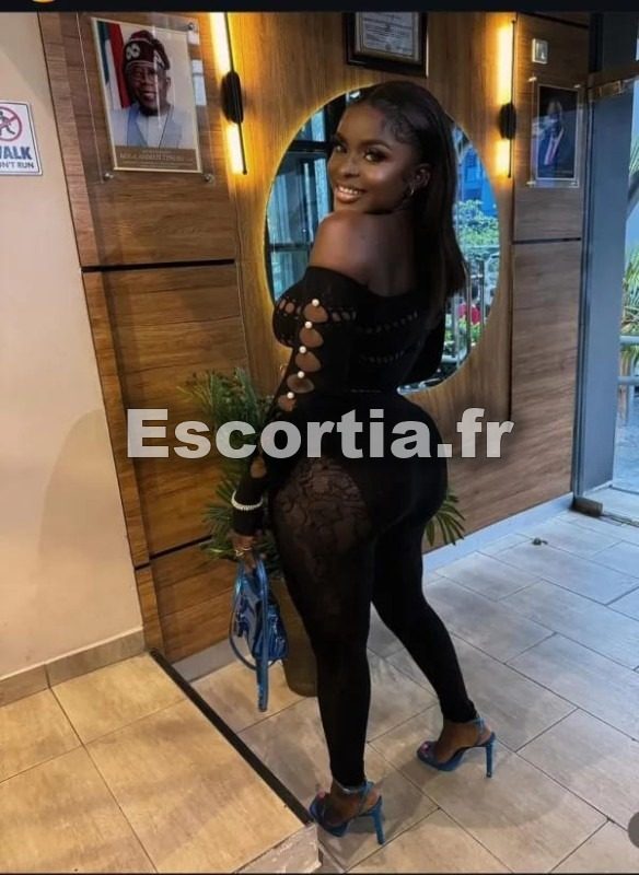 SAFIYE escort Sannois