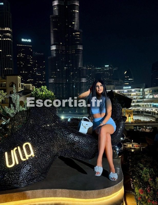 Luiza 69 escort Mâcon