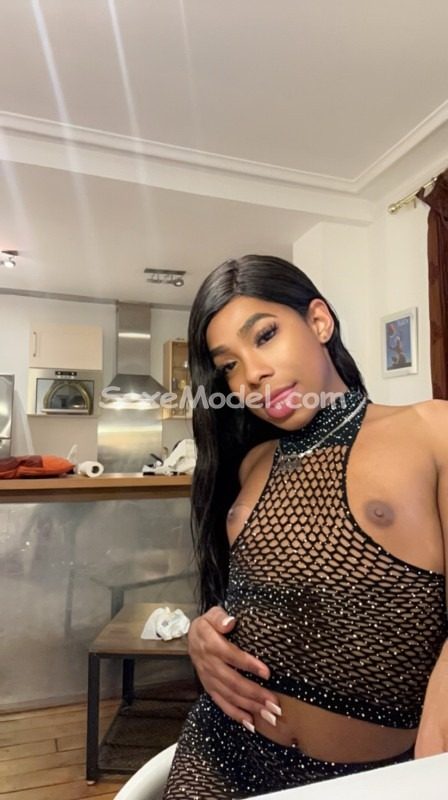 Sasha Latina photo 2