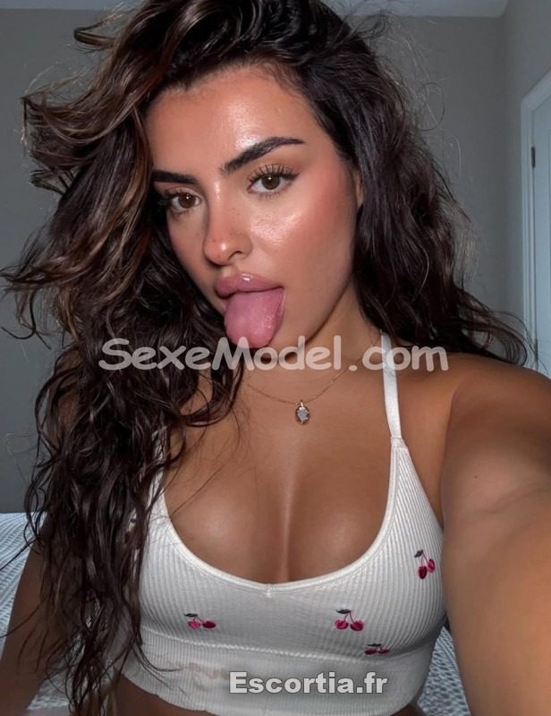 melodychaude escort Aubervilliers