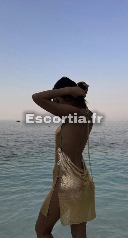 EmyParis photo 2