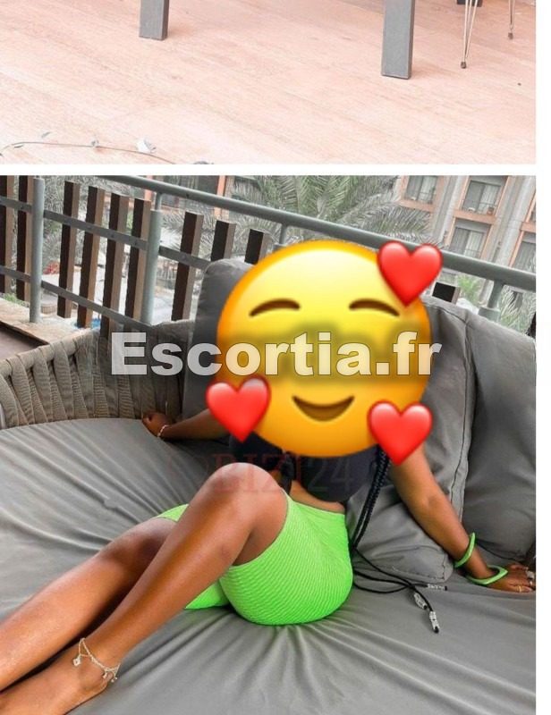 Ninaaa01 escort Saint-Étienne
