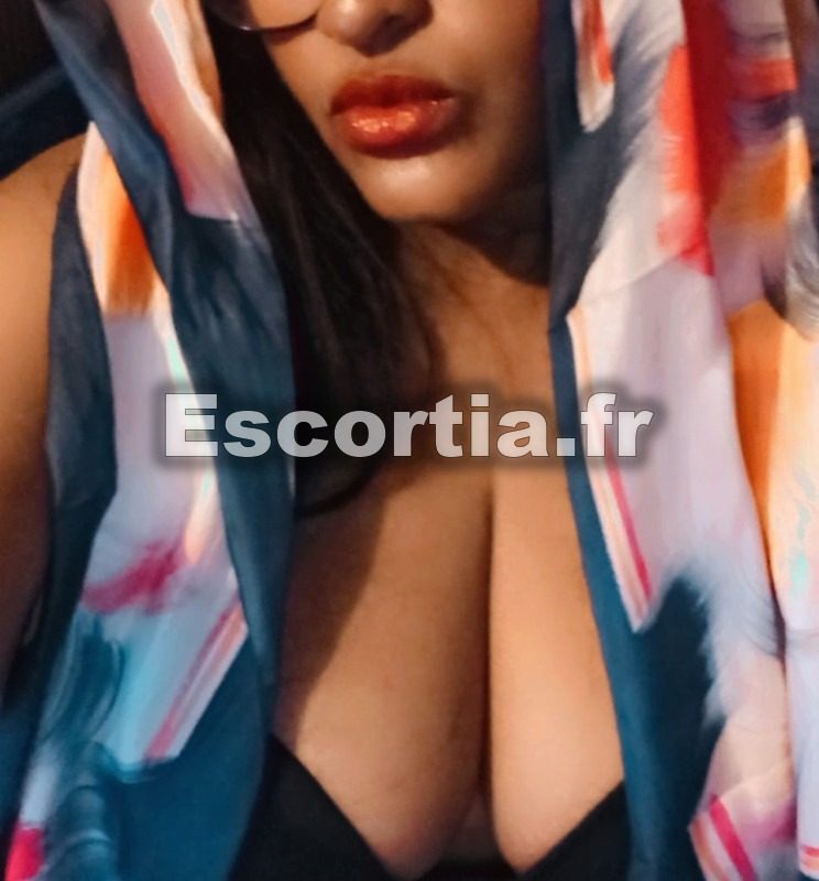 Jannet escort Pierrefitte-sur-seine
