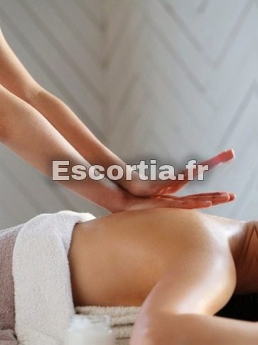 MASSAGES TANTRIQUE escort Lyon