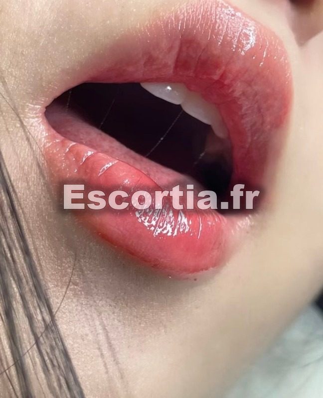 ina Reine de fellation photo 2
